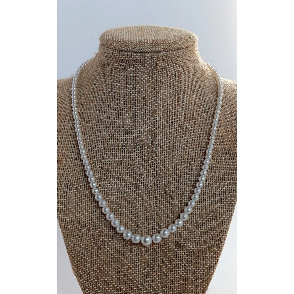 Vintage Signed JAPAN Graduated Faux Pearl Necklace 17”